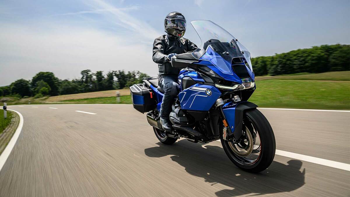 BMWの次世代ボクサーツイン｢R1300RT/R｣の衝撃 | 2輪車 | 東洋経済オンライン