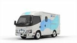 2022年初夏に発売予定の小型EVトラック「デュトロ ZEV」（写真：日野自動車）