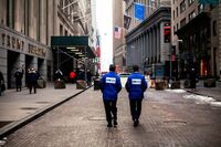 ゴールドマンですら弱腰？黄昏のウォール街 リスクの高い取引を避け､給与も大幅カット