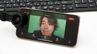 ｢iPhoneでリモート会議｣を快適にするグッズ ｢顔近すぎ問題｣を解決する外付け広角レンズ