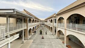 ｢預かり金の返還遅延が頻発｣｢大手チェーンも続々と撤退｣…ずさん運営だった｢茨城の廃墟モール｣復活への奮闘の裏側