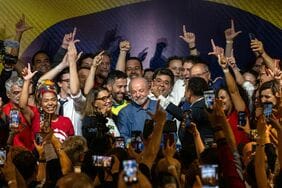 ブラジル大統領選決選投票は現職のルラ氏勝利確実…中南米を席巻していた右派の波に歯止め