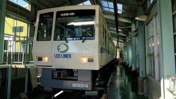西武 レオライナー 8500系