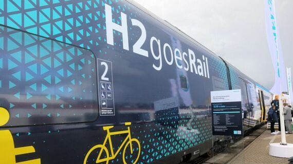 H2 goes Rail siemens mireo plus