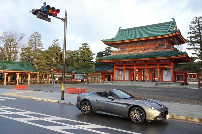 フェラーリ カリフォルニアT HS（ハンドリング・スペチアーレ）｜Ferrari California T HS