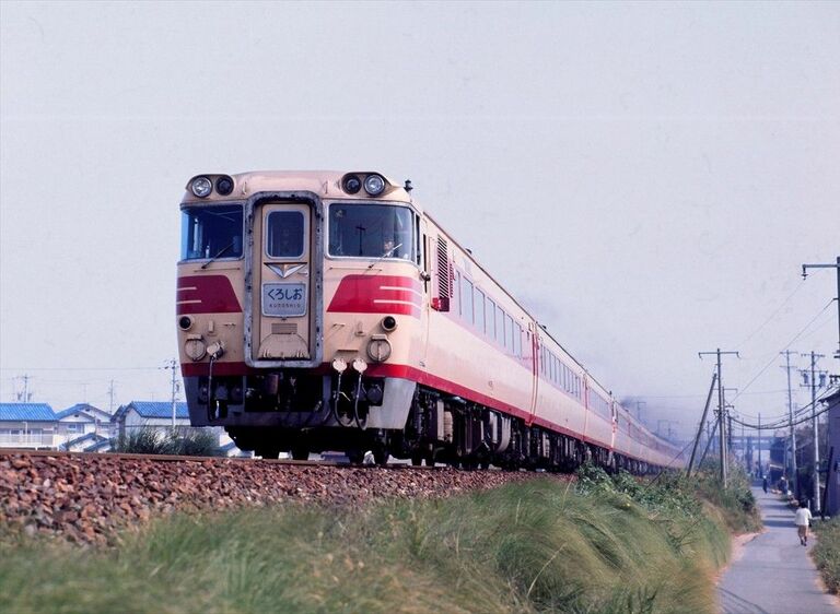 画像 | ｢キハ80系｣､全国に特急網を広げた気動車の記憶 国鉄非電化路線