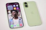 iPhone 17