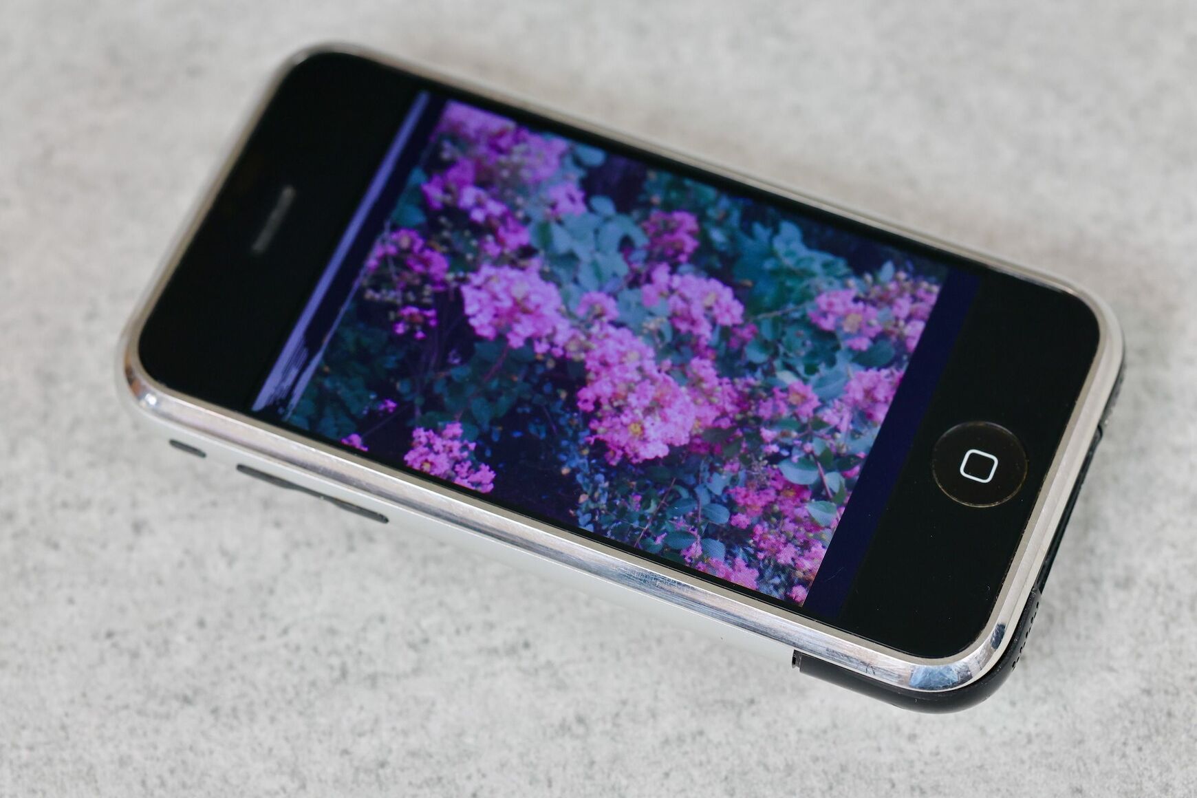 画像 | iPhoneの｢カメラ｣が17年間も進化を続ける背景 初代カメラの画素 