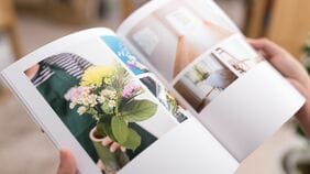 画像加工･印刷のアスカネットが2つの大きな方向転換 収益性は遺影画像加工と写真集印刷