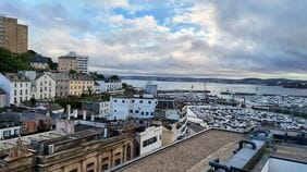 50歳からの贅沢なイギリス留学…リビエラ･トーキーで叶える｢オトナ留学｣の神髄　現地の｢豊かな日常｣をご紹介