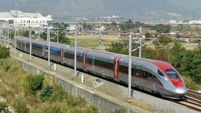 ｢快進撃｣インドネシア高速鉄道､延伸計画の行方