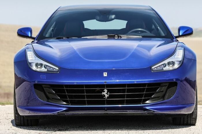 フェラーリ GTC4 ルッソT｜Ferrari GTC4Lusso T