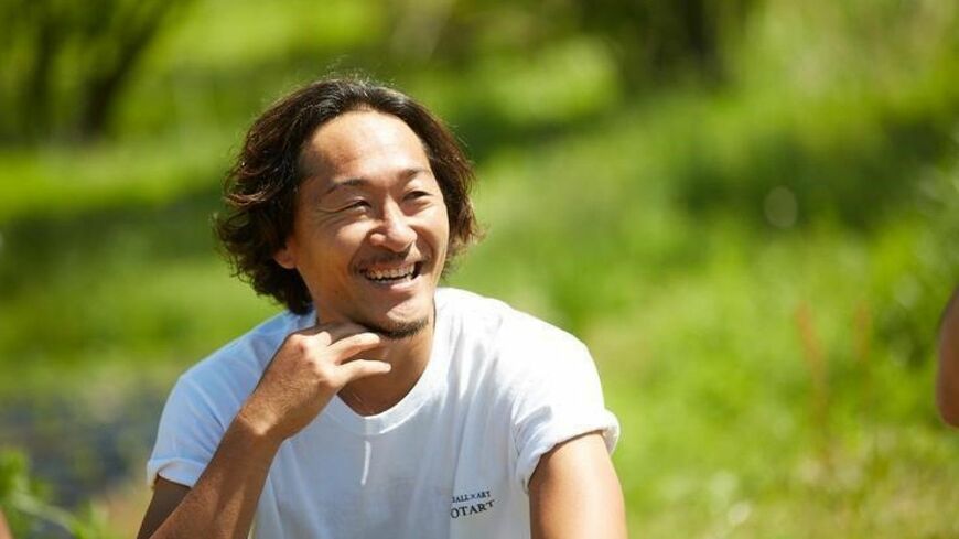 2000年、横浜 F・マリノスでプロサッカー選手としてデビューした石川直宏さん。そんな彼はいま、長野県で”農場長見習い”をしている（写真：PLAYMAKER）この記事の画像を見る(◯枚)