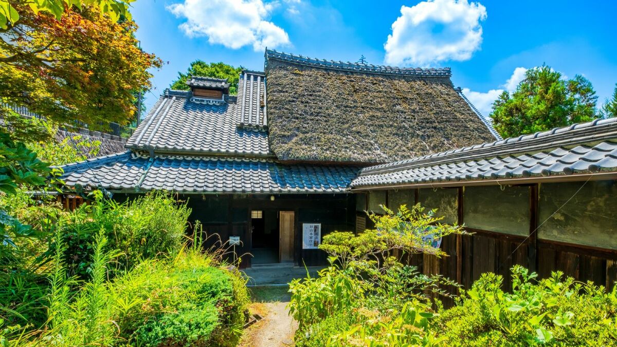 「老後資金2000万円」の真実：現役世代が知るべき新常識
