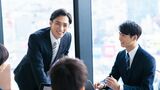 目立ちたいという思いは本能からきている（写真：ふじよ／PIXTA）