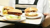マクドナルド、高価格セット再投入の皮算用 ゴールデンバーガーウィークに照準