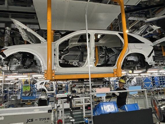 「CX-70」「CX-90」など国内未導入車種の生産も行われている（筆者撮影）