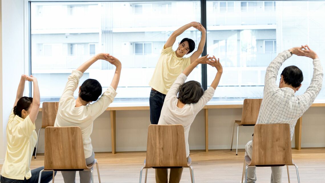 介護・医療保険の抜け穴について解説します（写真：ふじよ／PIXTA）