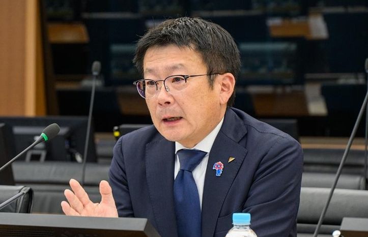 投資の見直しや緊急的な経費削減に踏み込むことを明かした竹中直文社長（記者撮影）