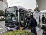 JR横浜線・八王子みなみ野駅で乗車した燃料電池バス（筆者撮影）