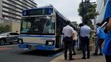 東西線の代行輸送を行う千葉中央バス（東陽町にて、筆者撮影）