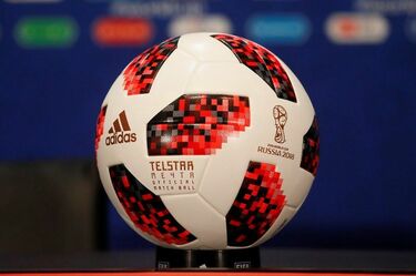 TELSTAR 赤 2018ロシアワールドカップ公式試合球 5号 Amazon | アディダス(adidas) サッカーボール 5号球 2018年 FIFA