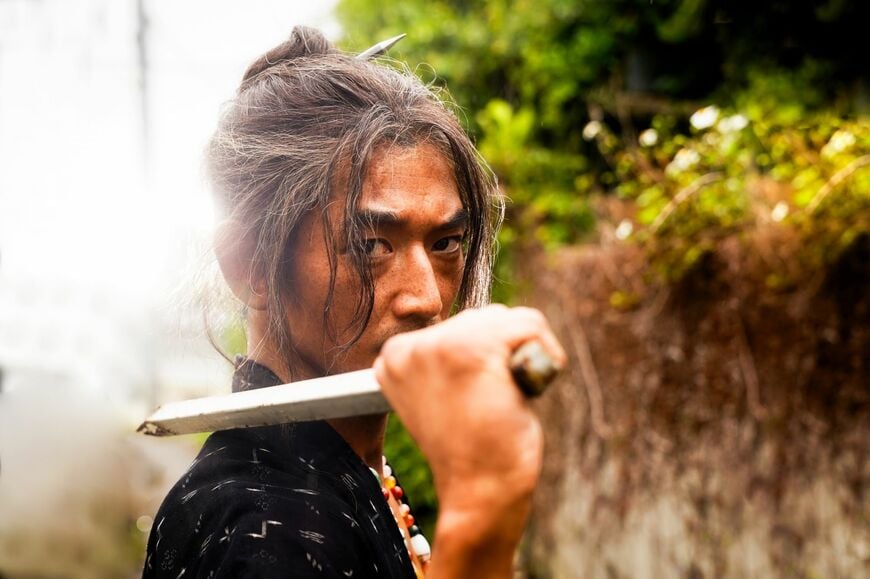 オン（永山瑛太）