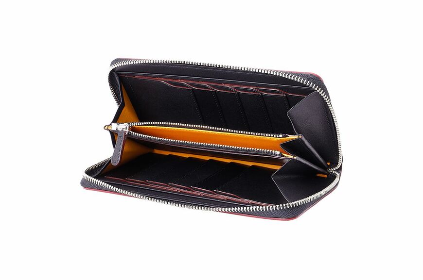 ガンゾ「コードバンアールシー ラウンドファスナー長財布」