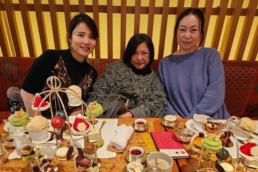 久々に集まった「出版界」の3人（写真：筆者提供）