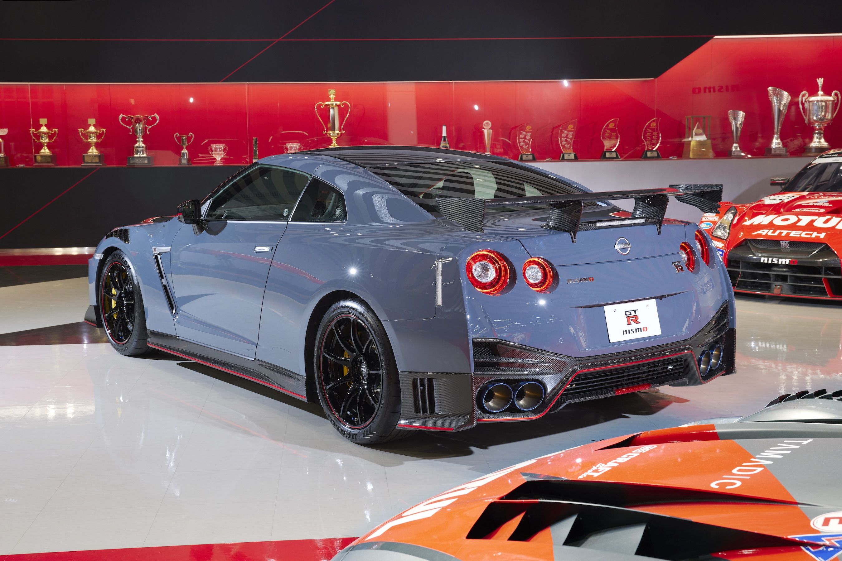 日産gt R 誕生から14年の全歴史に見た超進化 山本シンヤが迫るクルマ開発者の本音 東洋経済オンライン 社会をよくする経済ニュース