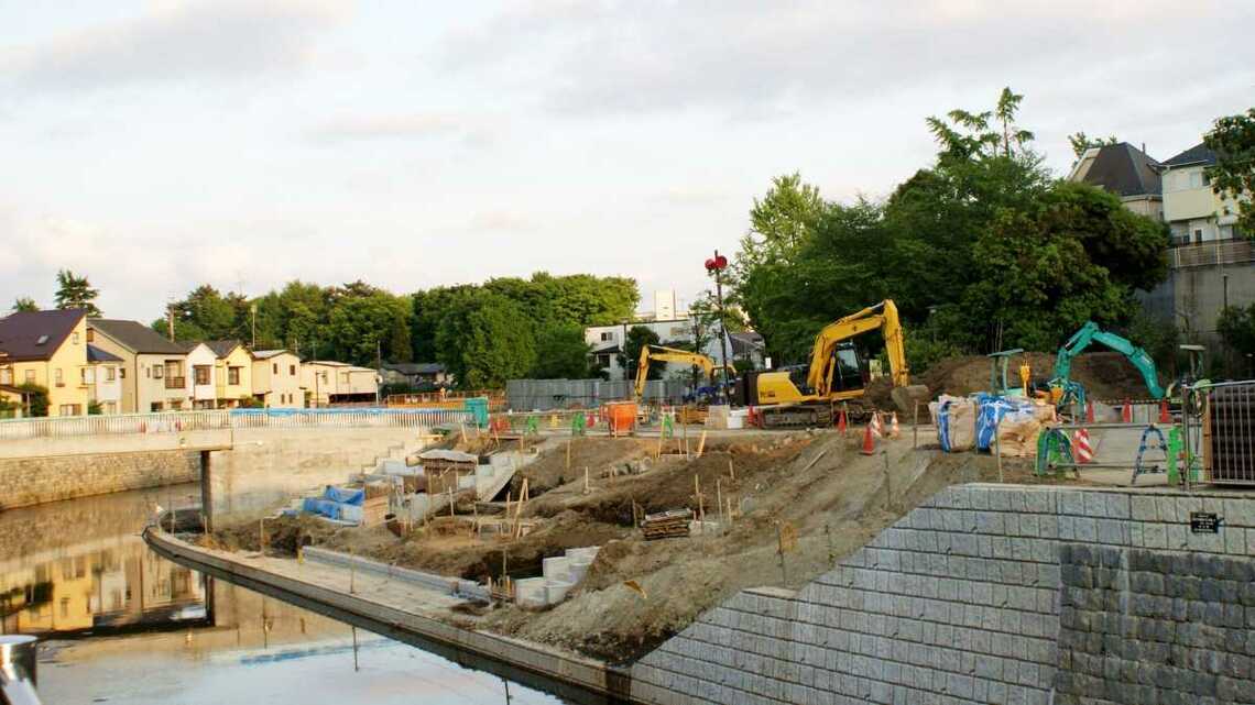 善福寺川の護岸工事