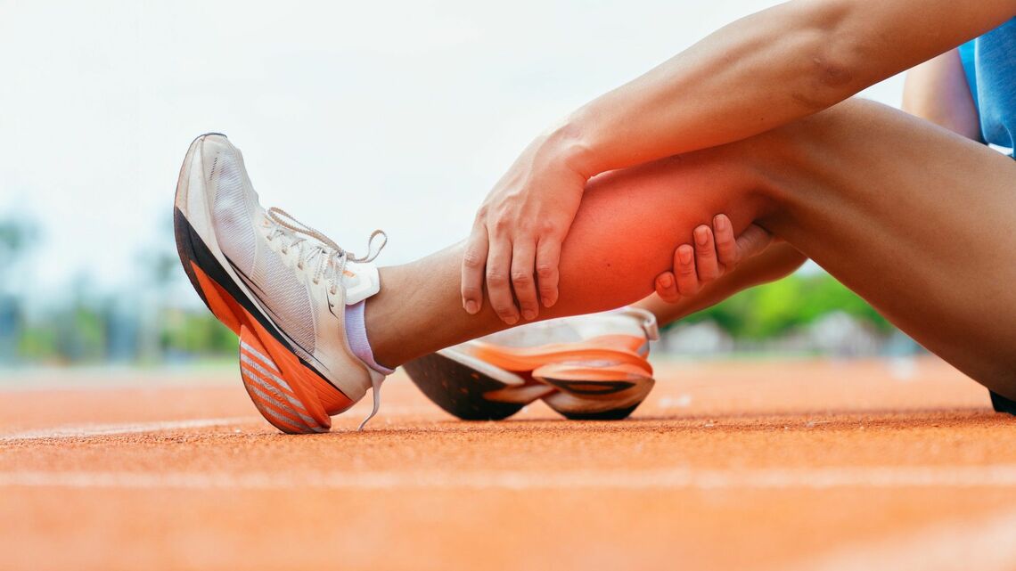 「牛乳＋バナナのセット」がおすすめだという（写真：casezystudio／PIXTA）