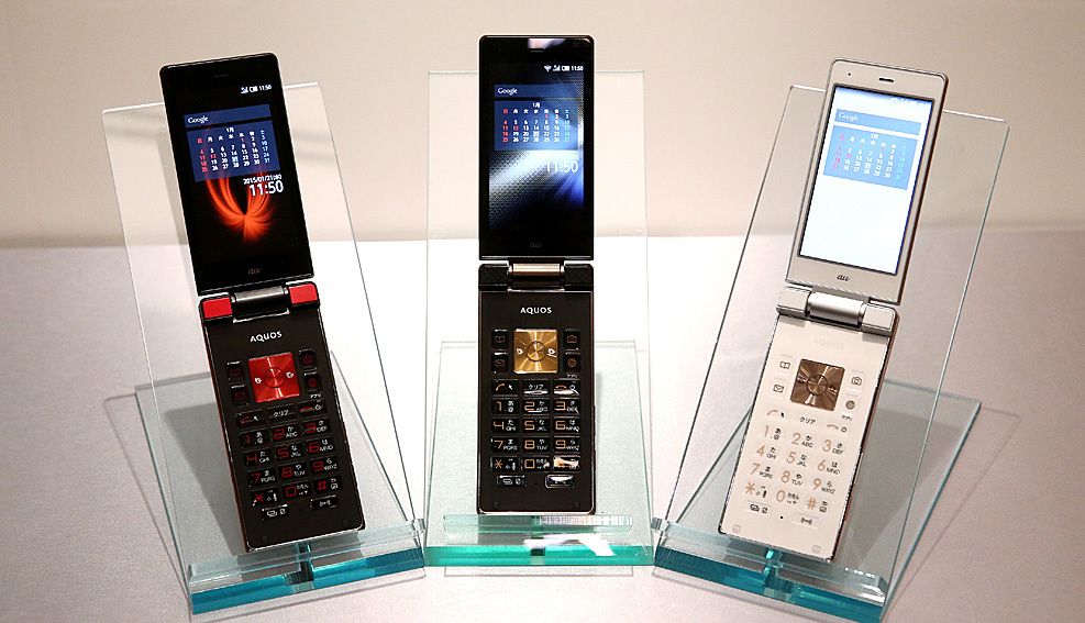 KDDIはなぜ｢ガラホ｣を今､売り出すのか ガラケー魂は死なず！｢AQUOS K