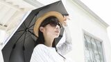 紫外線による日焼けは皮膚というイメージがありますが、実は眼にもあります（写真：sasaki106／PIXTA）