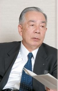 (このひとに5つの質問)中川文雄 近鉄百貨店社長