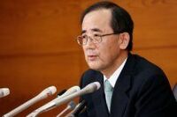 日銀総裁が漏らした不満 高まる期待と増す重圧　