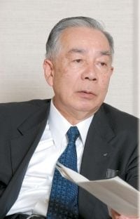 （このひとに5つの質問）中川文雄 近鉄百貨店社長