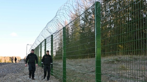 フィンランドが国境に築いたフェンス