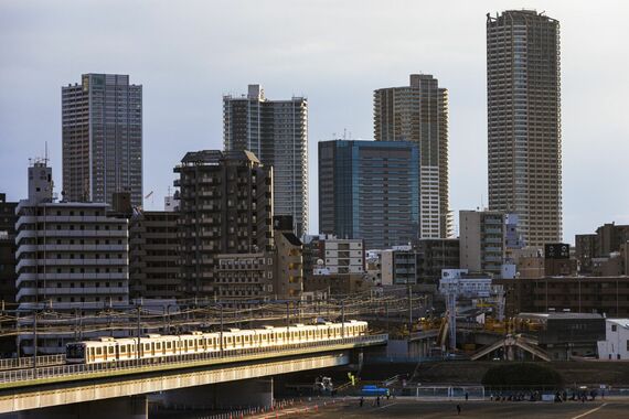 東急東横線の武蔵小杉駅付近