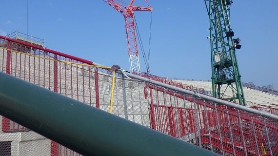 建設中だった増設スタンド
