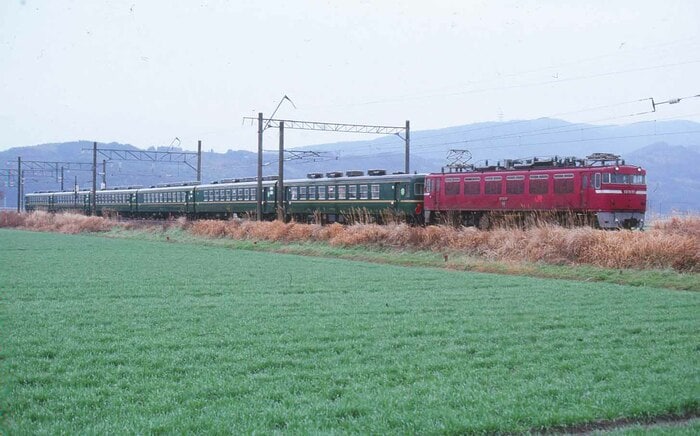 九州のお座敷列車「山編成」