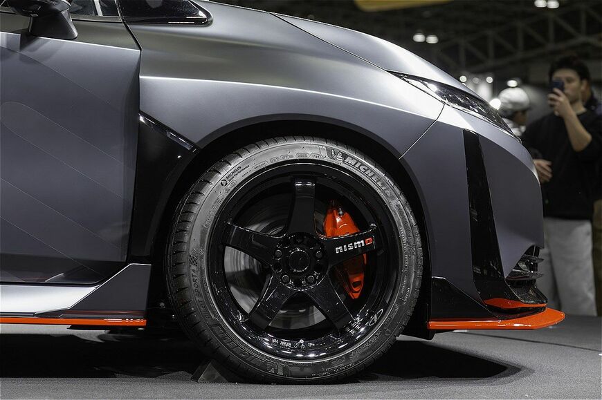 東京オートサロン2026で公開された日産「オーラNISMO RSコンセプト」（写真：場末モータープール）