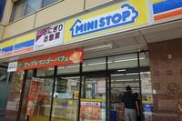 ミニストップ｢強気の新契約｣に募る加盟店の不安 9月から｢脱コンビニ会計｣の契約運用始まるが･･･