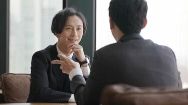 天気や世間話は卒業､｢雑談がうまくなる｣話し方 日本人の挨拶は､社交