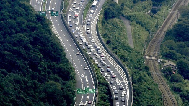 大渋滞 復活 高速道路の混雑は今後も続くか 佐滝剛弘の高速道路最前線 東洋経済オンライン 社会をよくする経済ニュース