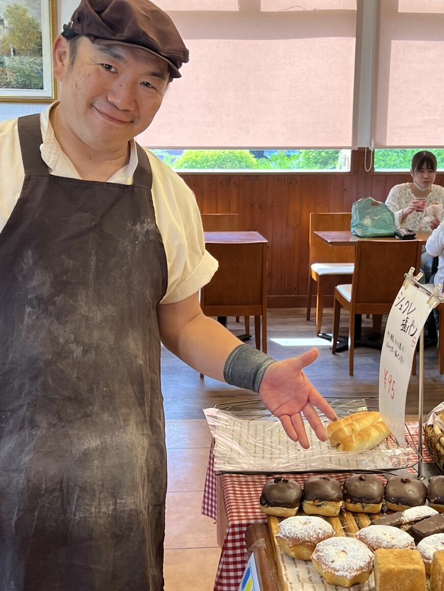 平田さんが、「塩パン」誕生の“ヒント”を開発者である父・巳登志さんに与えた（写真：筆者撮影）