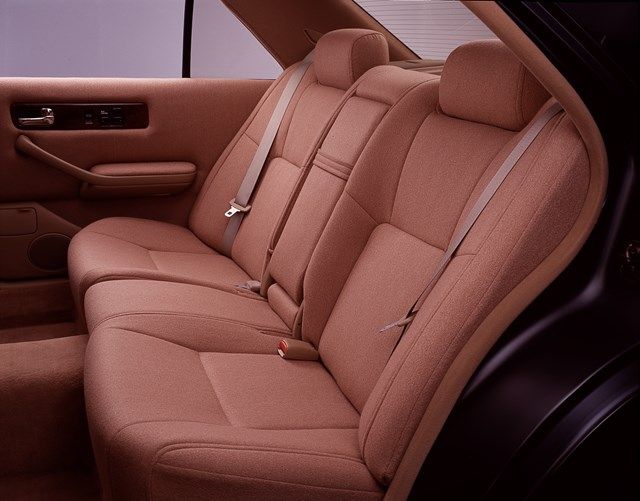 1991年、日産の2代目シーマ（写真：日産自動車）