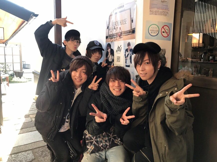 声優仲間と地元を案内しながらの茨城旅行（写真：安達勇人さん提供）