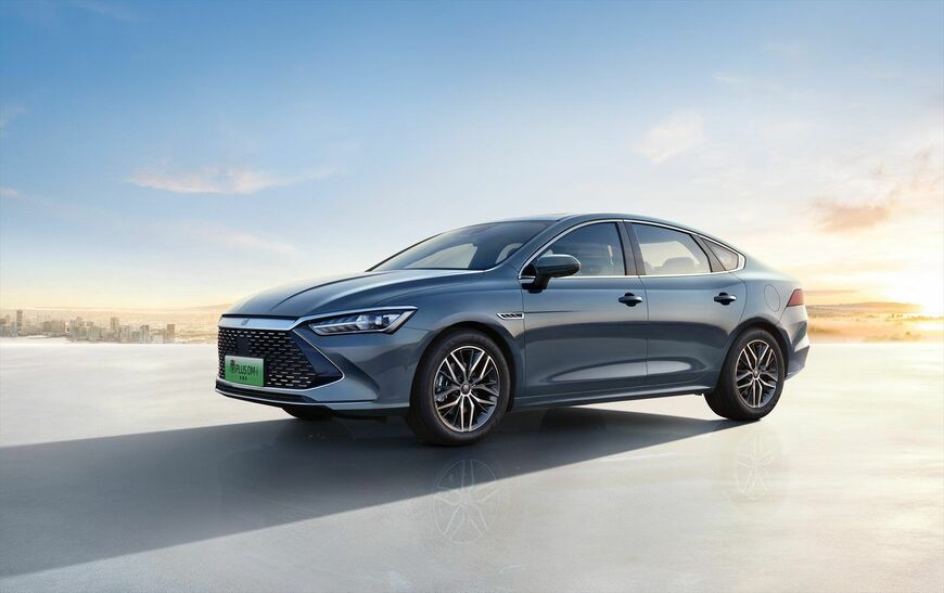 BYDが低価格で売り込むPHEV、秦LDM-i（写真：BYD）