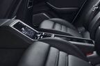 ポルシェ パナメーラ 4 E-ハイブリッド｜Porsche Panamera 4 E-Hybrid